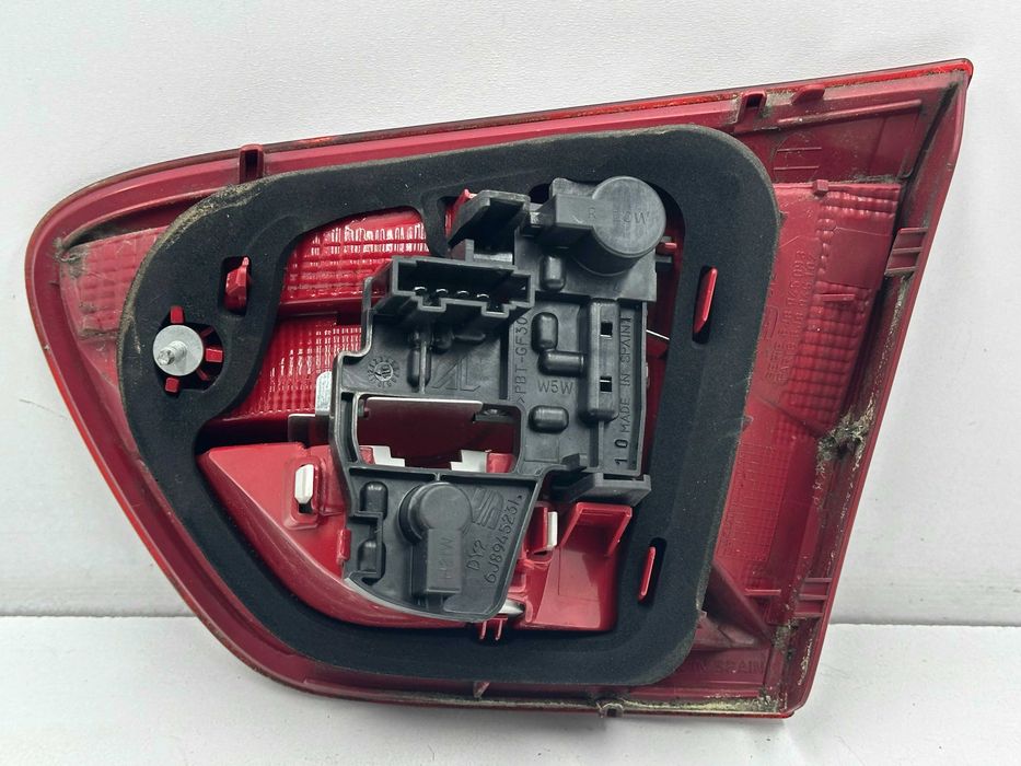 Farolim Mala Direito / Esquerdo - Seat Ibiza 6J ST (2011)