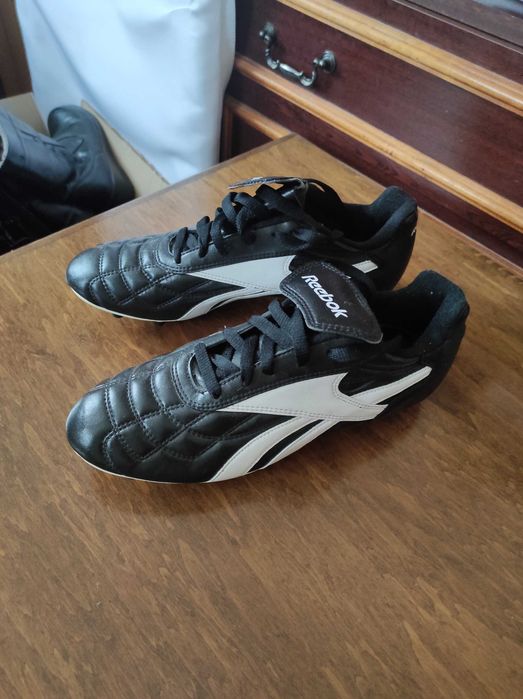 Czarno białe korki Reebok męskie