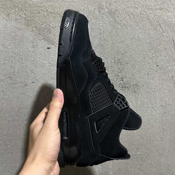 Air Jordan 4 Retro Black Cat r.38