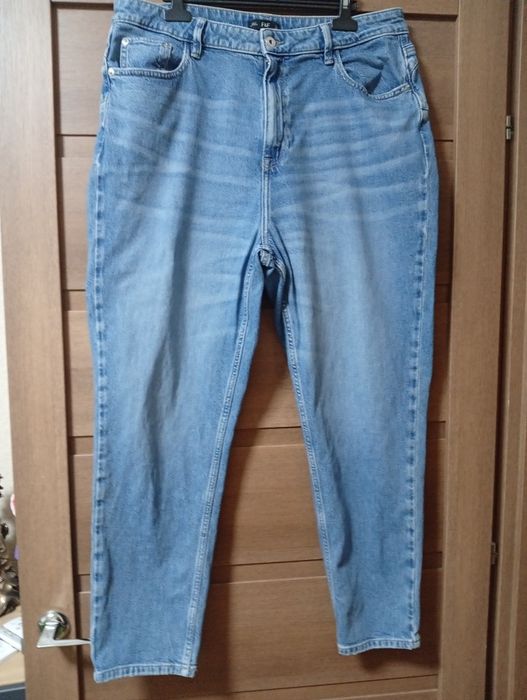 Продам жіночі джинси  54 розміру