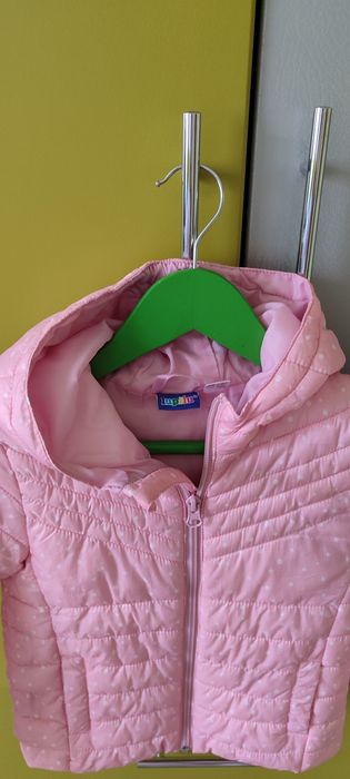 Продам курточку на дівчинку