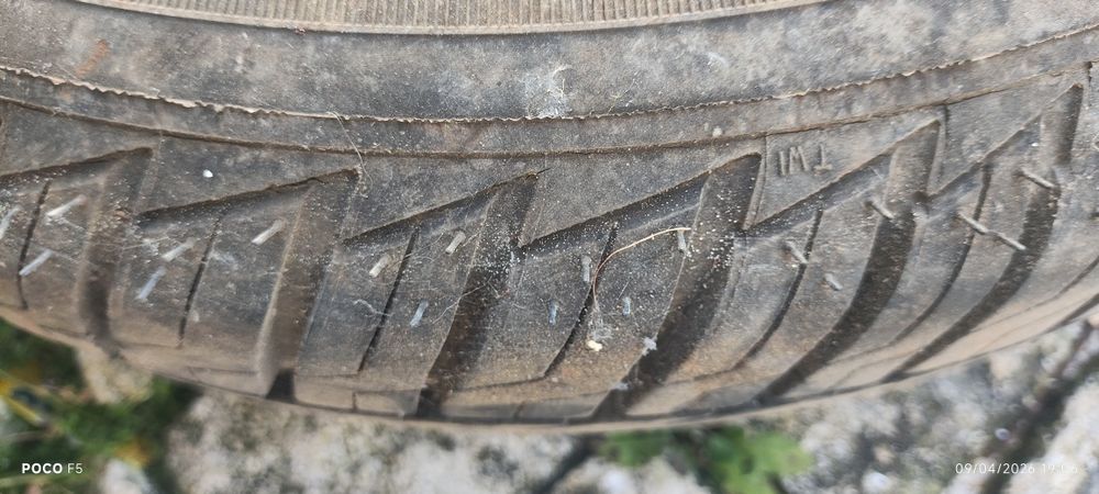 pneus e 185/60/15 ,195/60/15
BFGoodrich 
BFGood