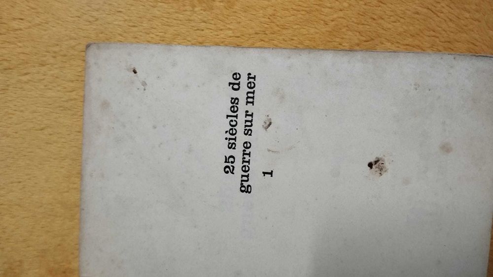 25 siècles de guerre sur mer