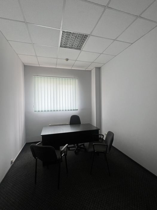 Оренда! офісні приміщення 200 м.кв ! вул.Зелена