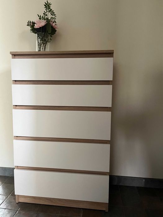 Komoda z szufladami