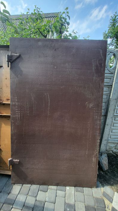 Продам ворота, гаражные. 2400х1900 мм