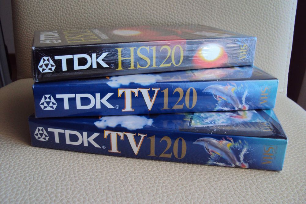 Cassetes embaladas para gravar ( Som e Imagem)