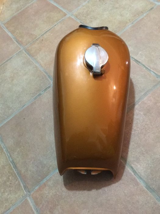 Vendo depósito para café racer