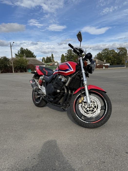 Мотоцикл Honda CB400SF