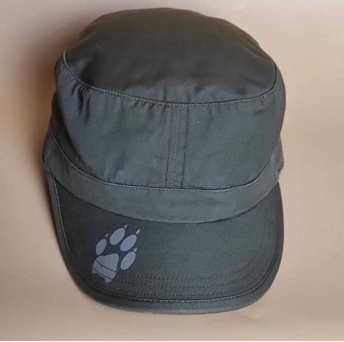 Кепка  Jack Wolfskin.