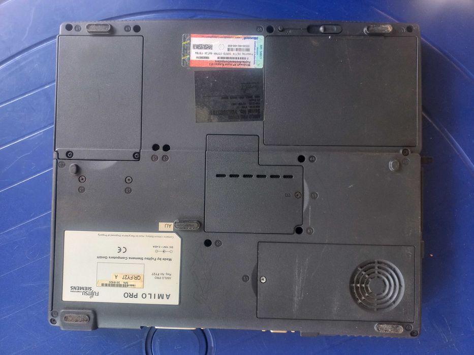 Ноутбук Fudjitsu Siemens AMILO PRO FY27  б/в.
