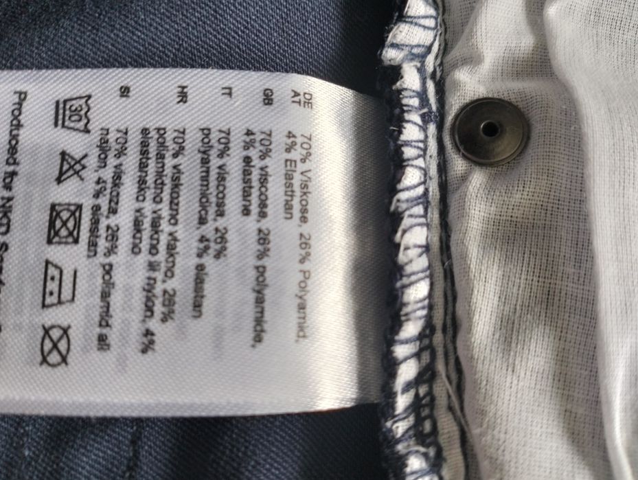 Spodnie damskie klasyczne