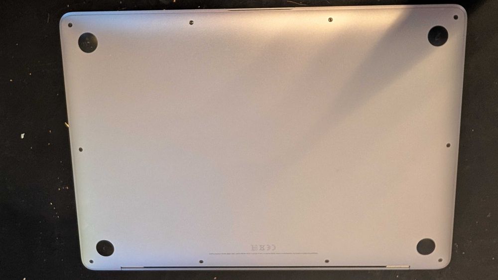 Laptop Macbook air M1 13" a2337 16GB 512GB 8CPU