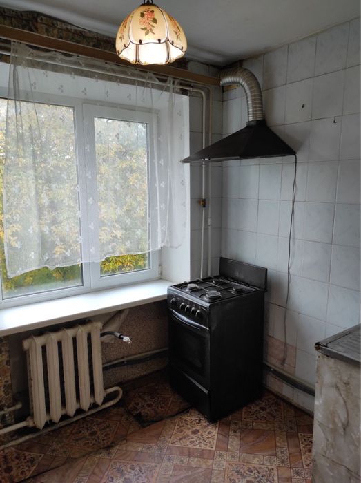 Продається двокімнатна квартира по вулиці Тищика!