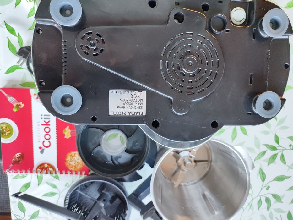 Robot cozinha Cooki by FLAMA