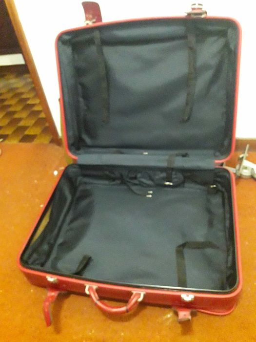 Mala antiga como nova (50anos)