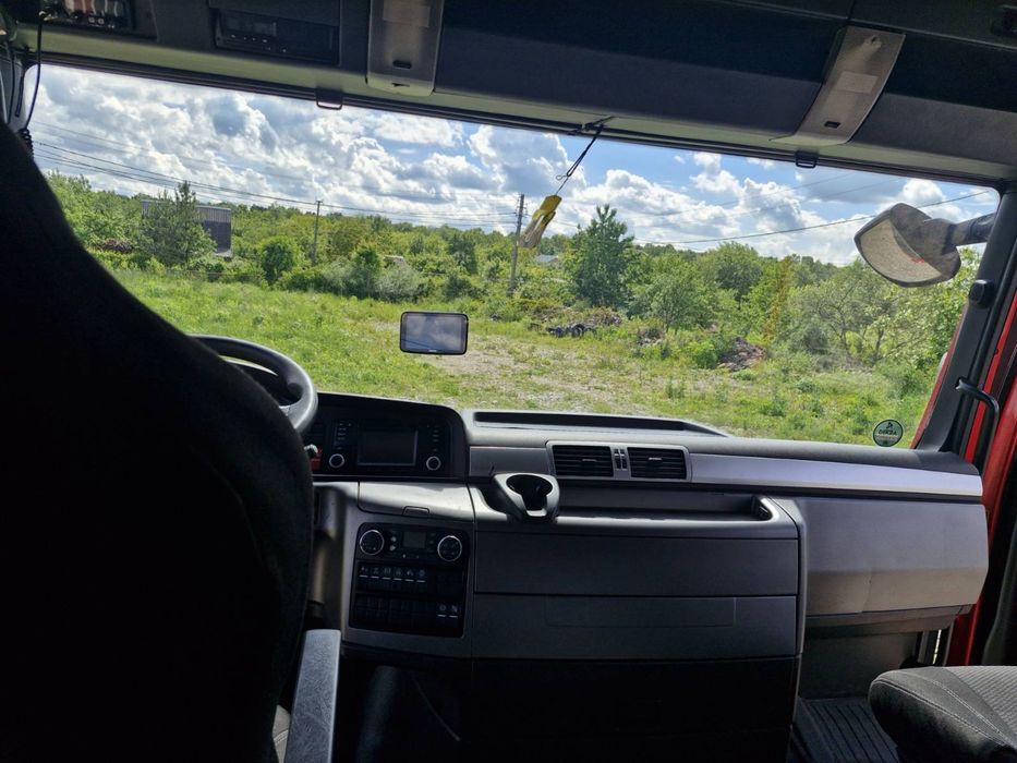 Продам вантажівку MAN TGX 2015 року, у відмінному технічному стані