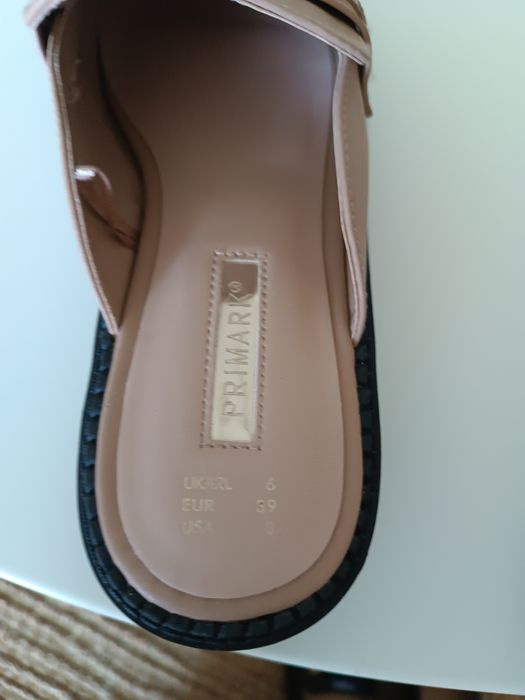 Beżowe klapki Primark, rozm.39