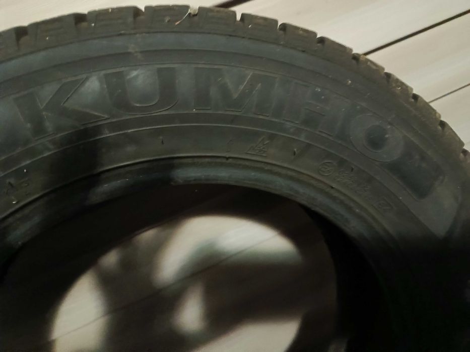 Шини зимові Kumho 14 на Nisan