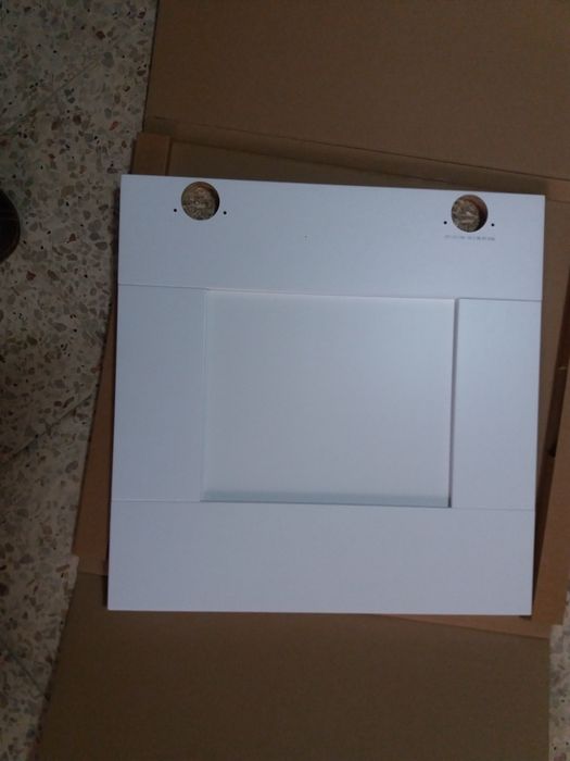 Portas de armário 40x40 várias.