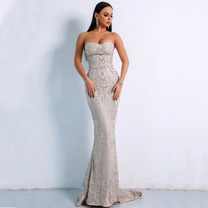 Elegant Off-Shoulder Sequin Geomet ric Party Dress