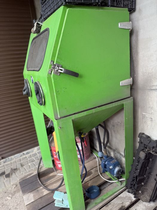 Аквабласт/піскоструй для деталей