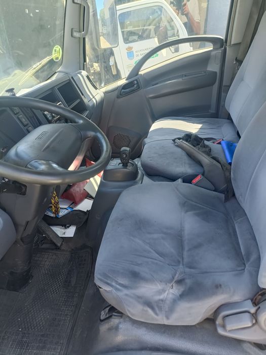 Isuzu n35  para pecas