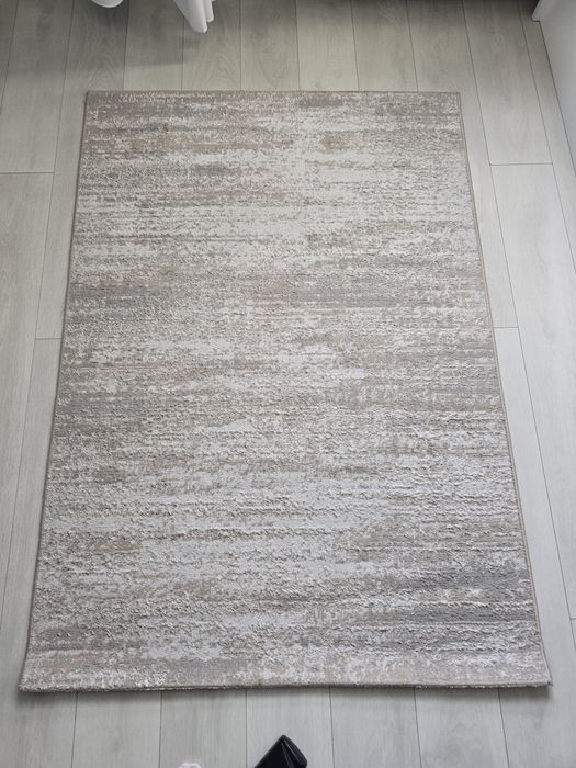Dywan 120x170 stan idealny