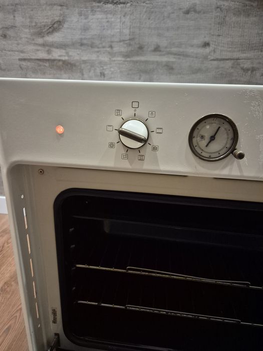 Духова шафа ARISTON (Черкаси