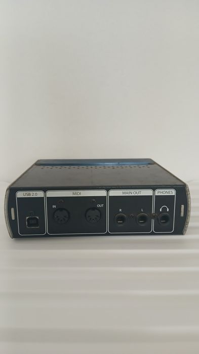 Conjunto de gravação para Home Studio (Microfone e Interface)
