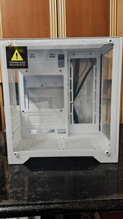 Корпус GameMax Infinity Mini White
Формат flex ATX, mimi-ITX
Мест под