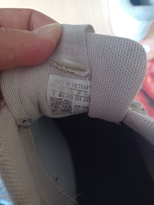 Buty adidas 40 roz. na rzepy