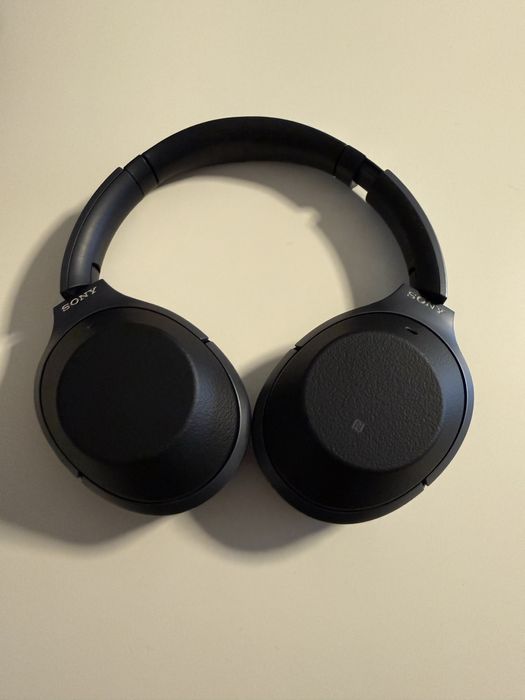 Auscultadores noise-canceling Sony WH-1000XM2
