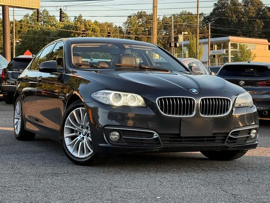 BMW 528i