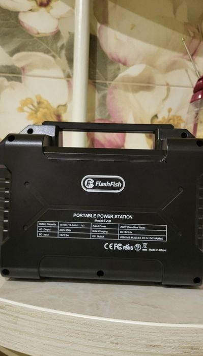 Зарядна станція Flash fish e200