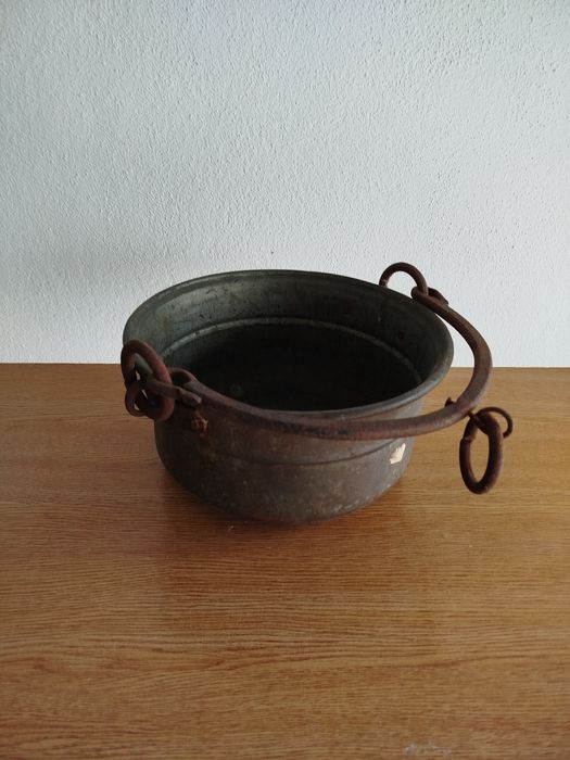 Tacho antigo de latão