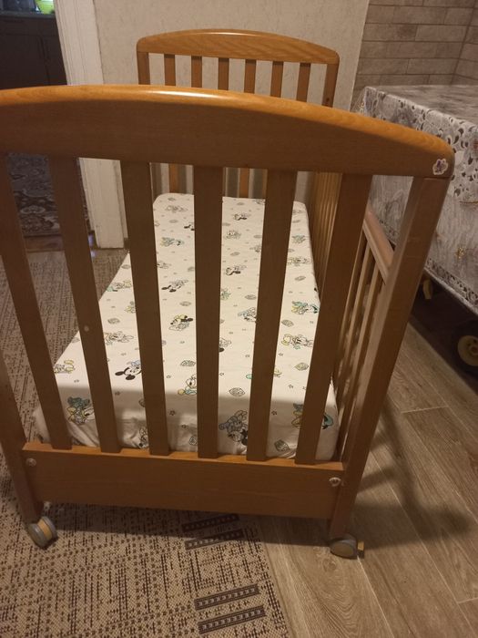 Колиска - ліжко  б/у