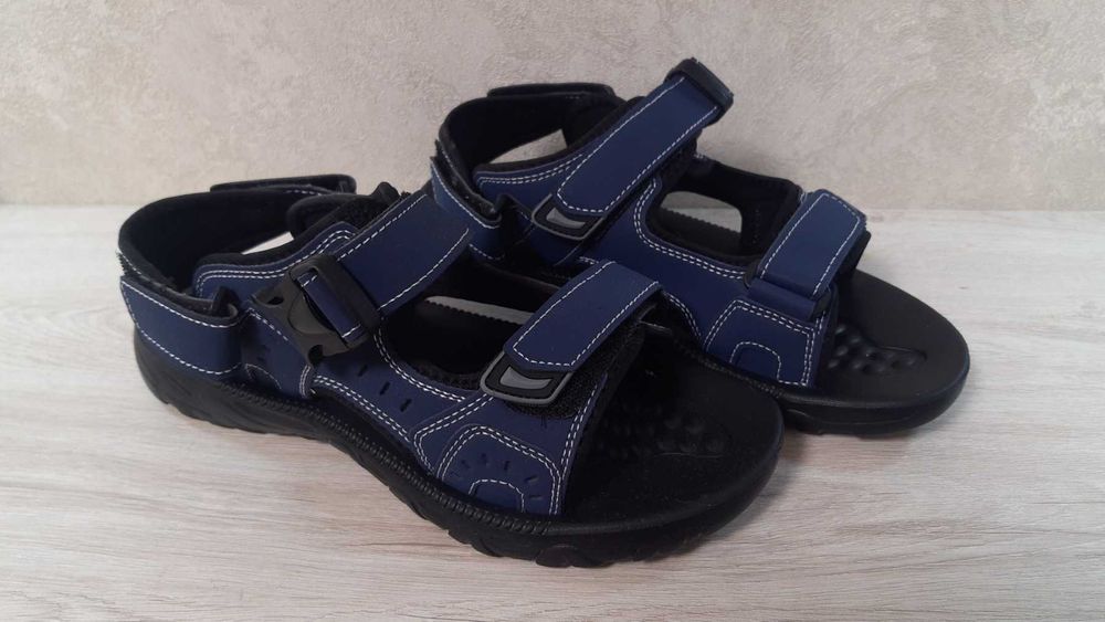 Сандалии, босоножки