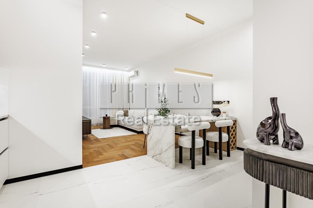 Продаж 3к квартири 106м2 Ярославів Град Бульварно-Кудрявська 15А центр