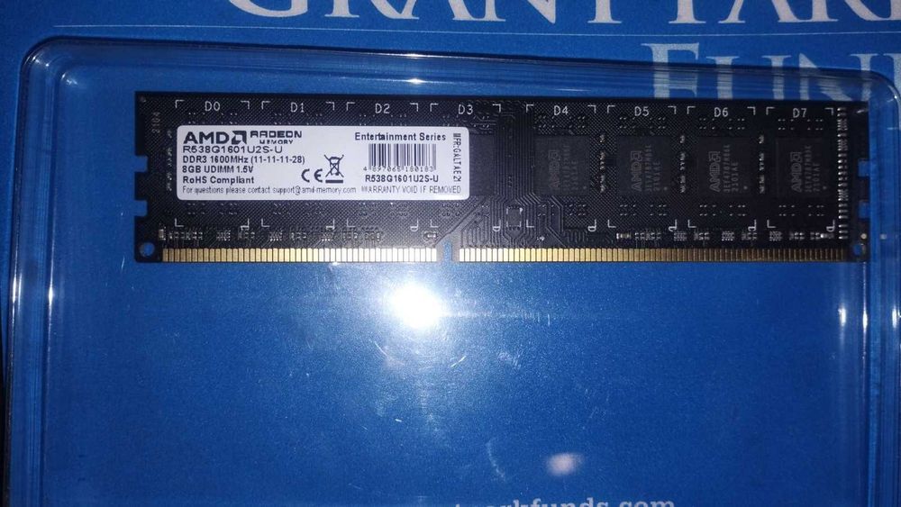 Оперативна пам'ять AMD DDR3-1600 8192MB