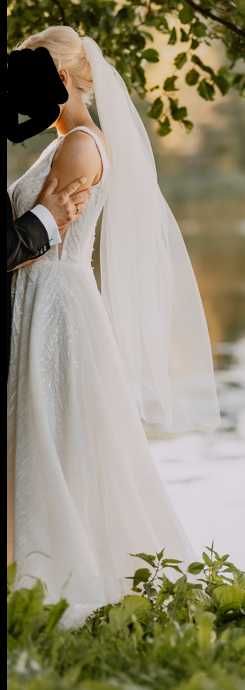 Suknia ślubna dekolt V, spódnica A, Gdańsk