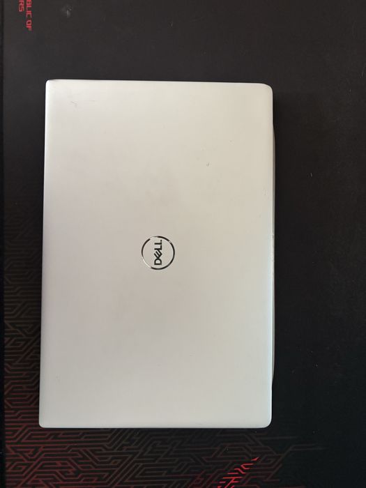 Dell Inspiron 5490