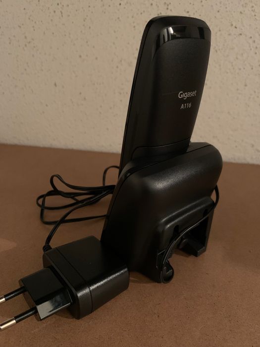 Giant Portable Phone A11664550974971395121