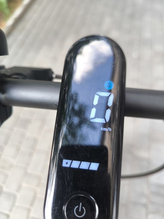 Електро самокат  Xiaomi Mi Scooter 4 Pro Max -ґ