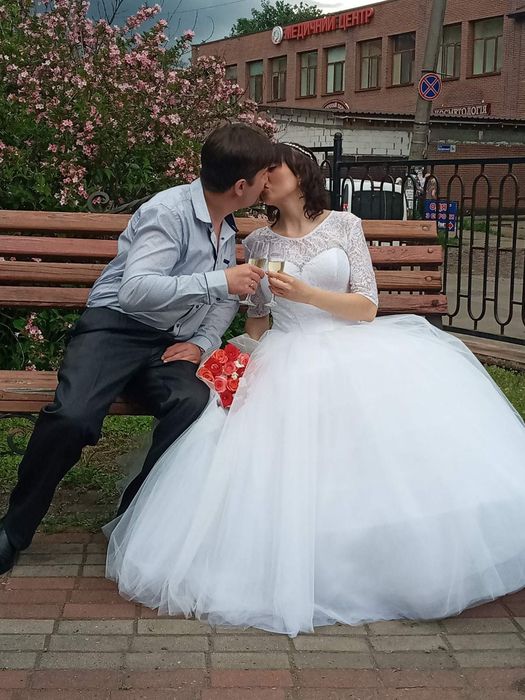 Свадебное платье