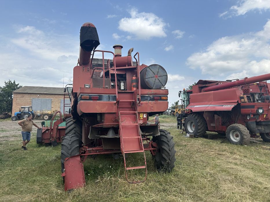 Комбайн Case 2166