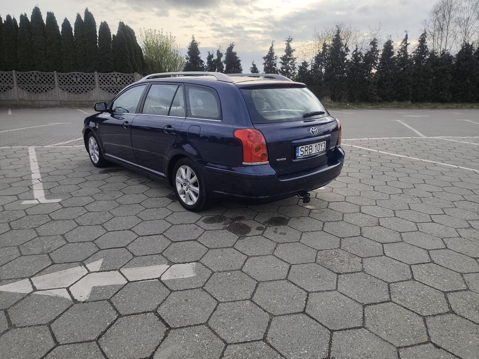 Toyota Avensis T25 2.0 D4D 2003