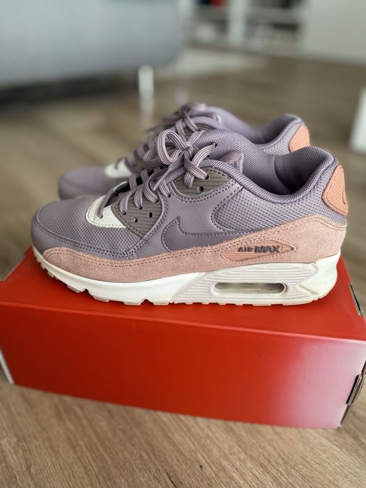 Sapatilhas Nike Air Max Plus para mulher. Nike PT