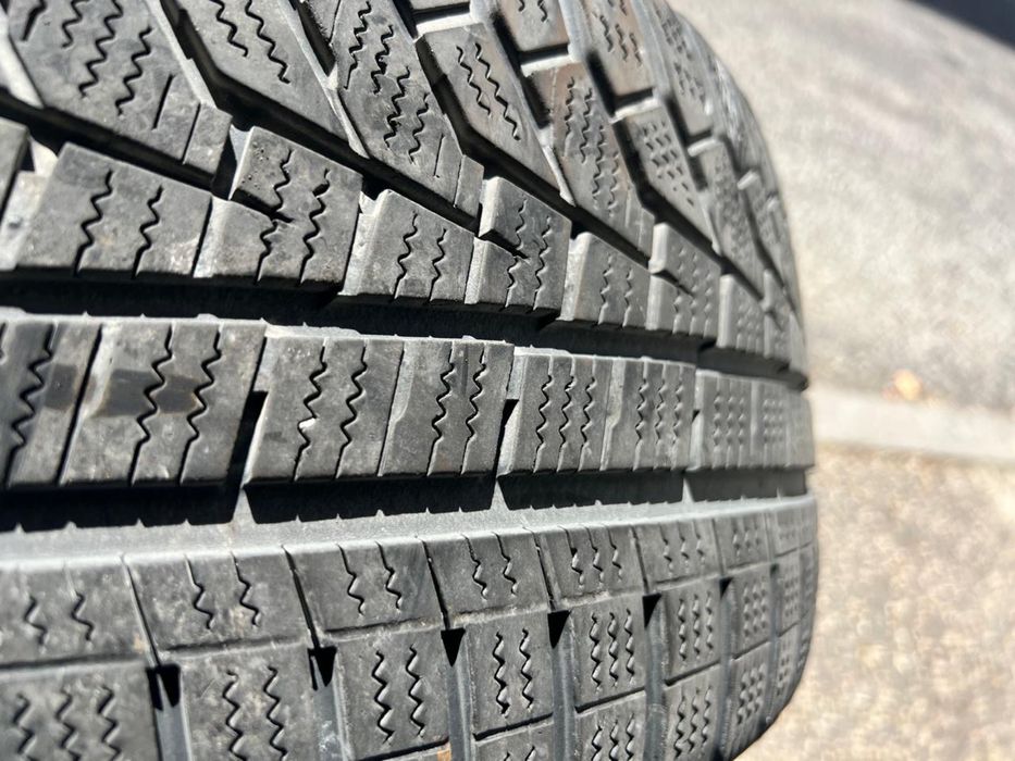225/50/17 Hankook 2 pneus
