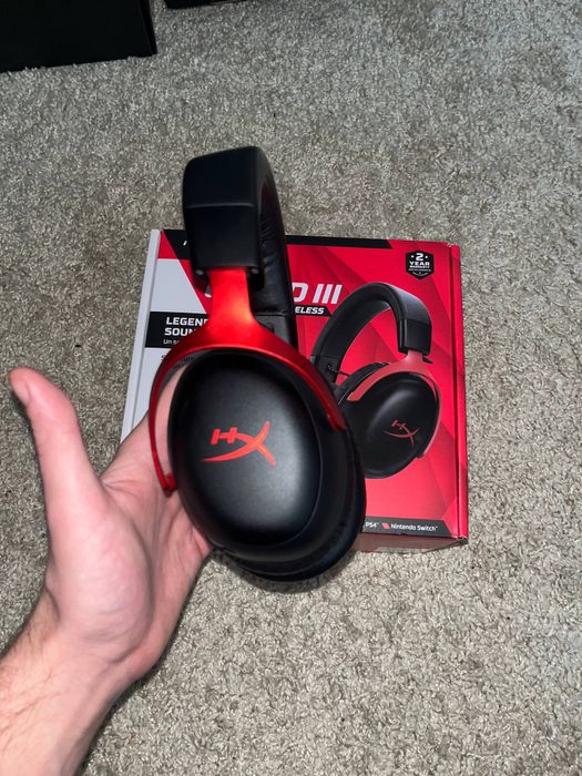 Навушники HyperX Cloud III Wireless